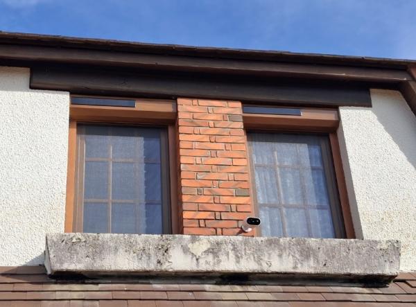 Protégez votre intérieur  : découvrez notre moustiquaire motorisée !