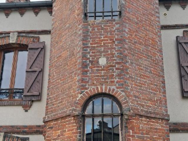 Rénovation sur mesure à Verneuil: Modernisation d'un châssis fixe en aluminium