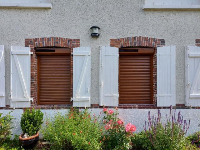 Fourniture et pose de volets roulants solaires à VERNOUILLET (28500)