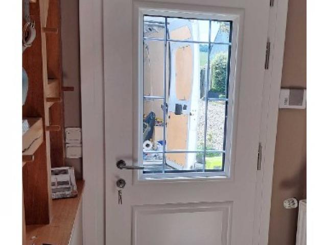 Fourniture et pose d’une porte d'entrée en ALU à Morvilliers (28 340) 