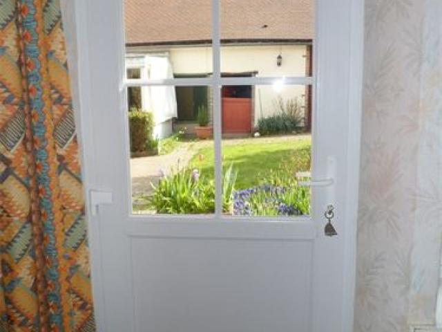 Porte PVC blanc à VERT-EN-DROUAIS (28500) 