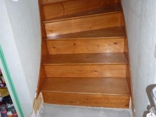 Restauration d'un escalier béton/sapin existant