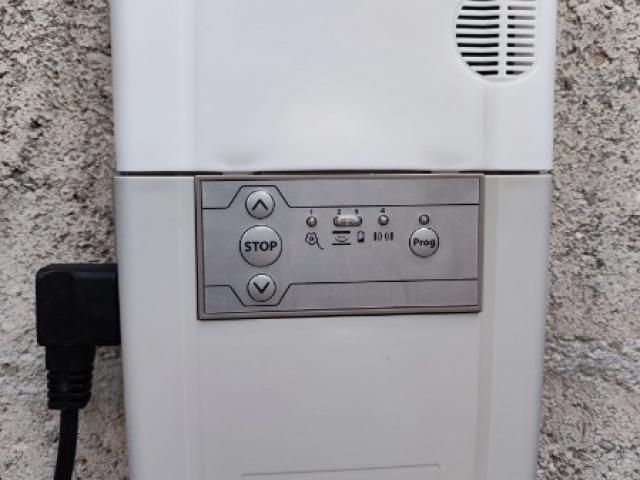 Installation de 2 portes de garage à enroulement à Sainte Marie d’ATTEZ (27160 )