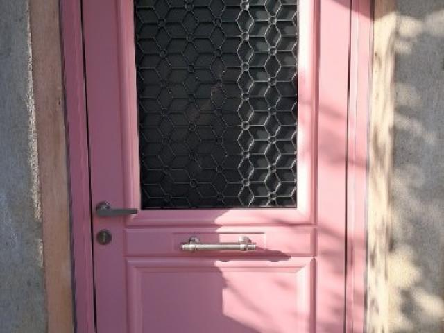 Installation d'une porte d'entrée en Aluminium à RUGLES (27250)