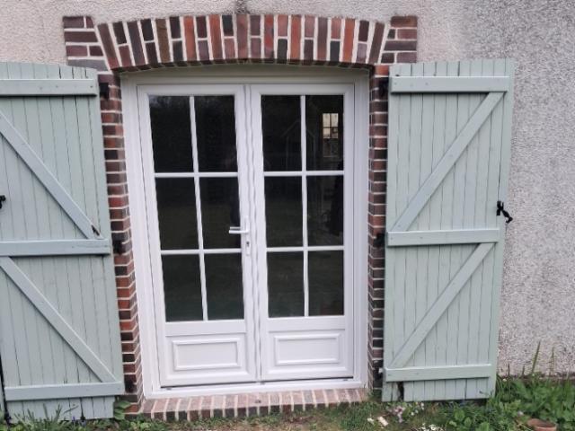 Fiche Chantier : Rénovation Complète en Menuiseries PVC près de DREUX