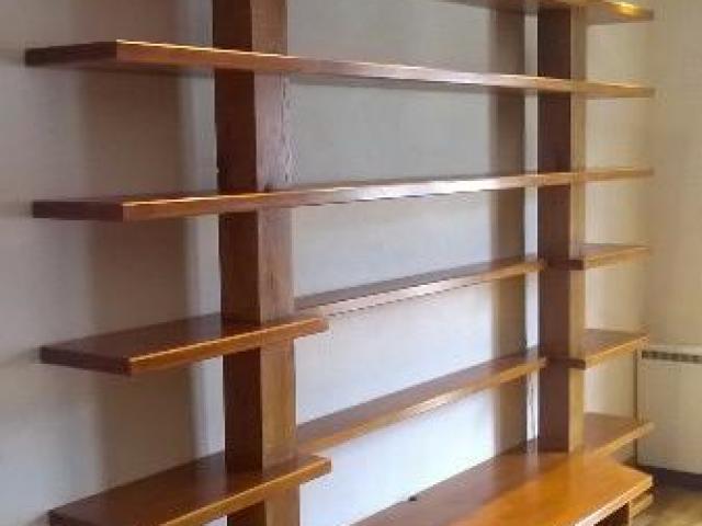 Bibliothèque sur mesure bois massif