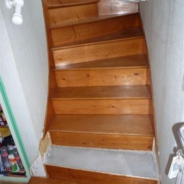 Restauration d'un escalier béton/sapin existant à VERT-EN-DROUAIS (28500)